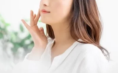 飲み会が増えても綺麗をキープ！ウコンの知られざる美容効果とは？
