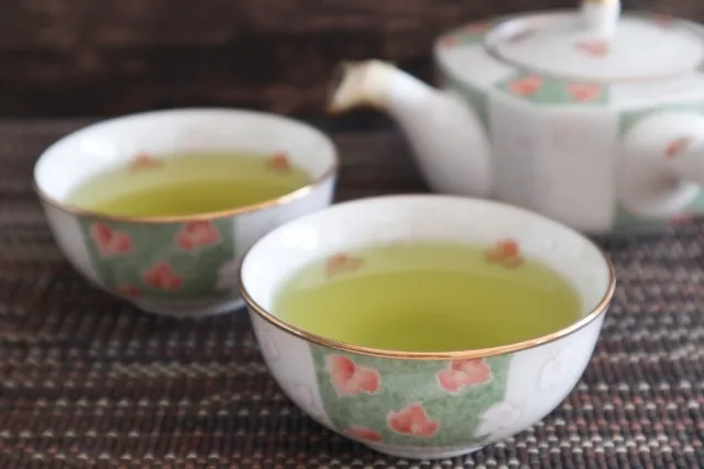 実はビタミンCたっぷり！新茶の美味しい淹れ方と隠れた美容パワー
